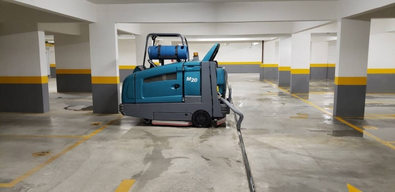 Limpeza de Garagem para Empresas Orçamento Ribeirão Pires - Limpeza de Garagem de Shopping