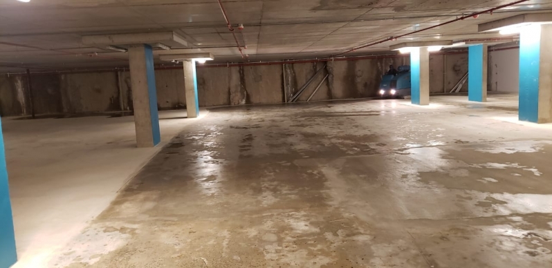 Limpeza de Garagens de Condomínio Parque Sevilha - Limpeza Garagem para Empresas